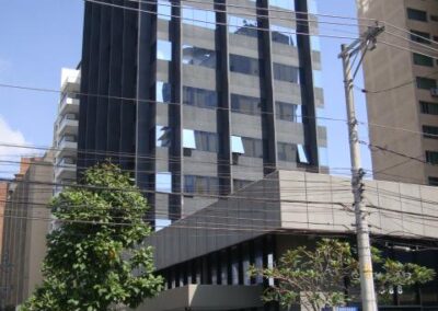 Ótima laje corporativa totalmente mobiliada para locação na Vila Mariana com 208m², e 4 vagas, junto ao metro Ana Rosa, R$ 11.400,00